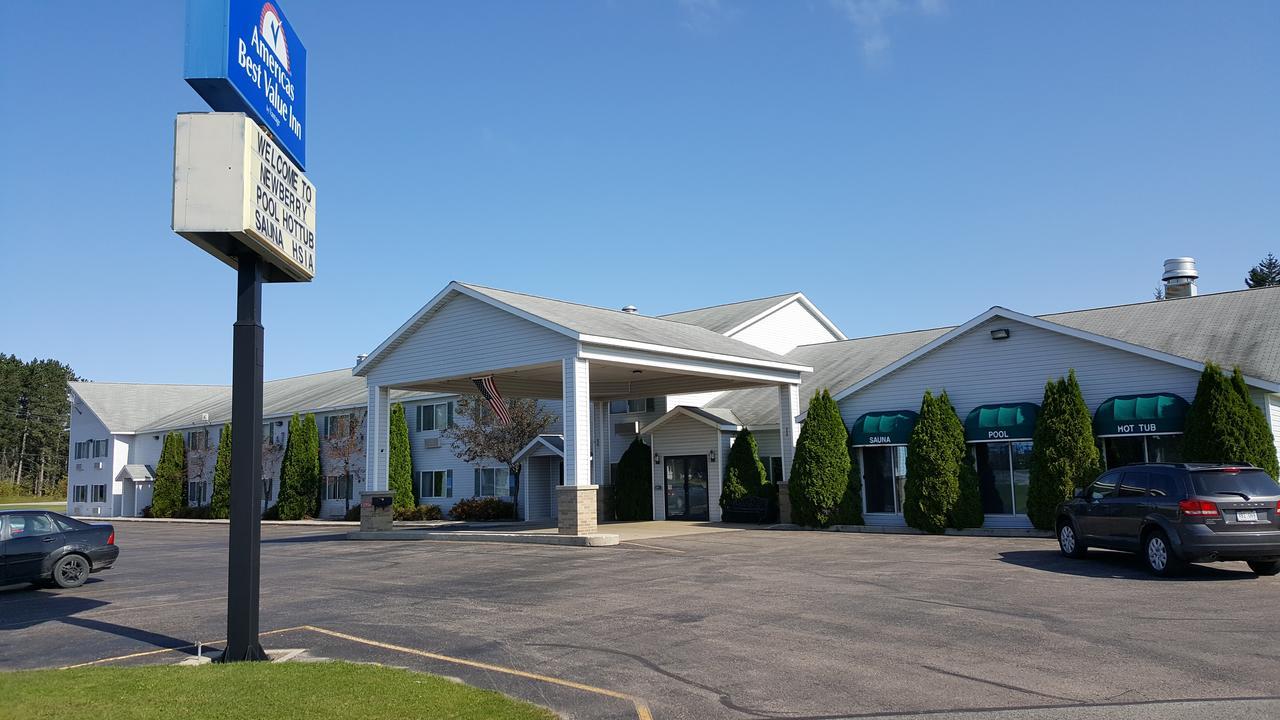Americas Best Value Inn & Suites - Tahquamenon Country Newberry Luaran gambar