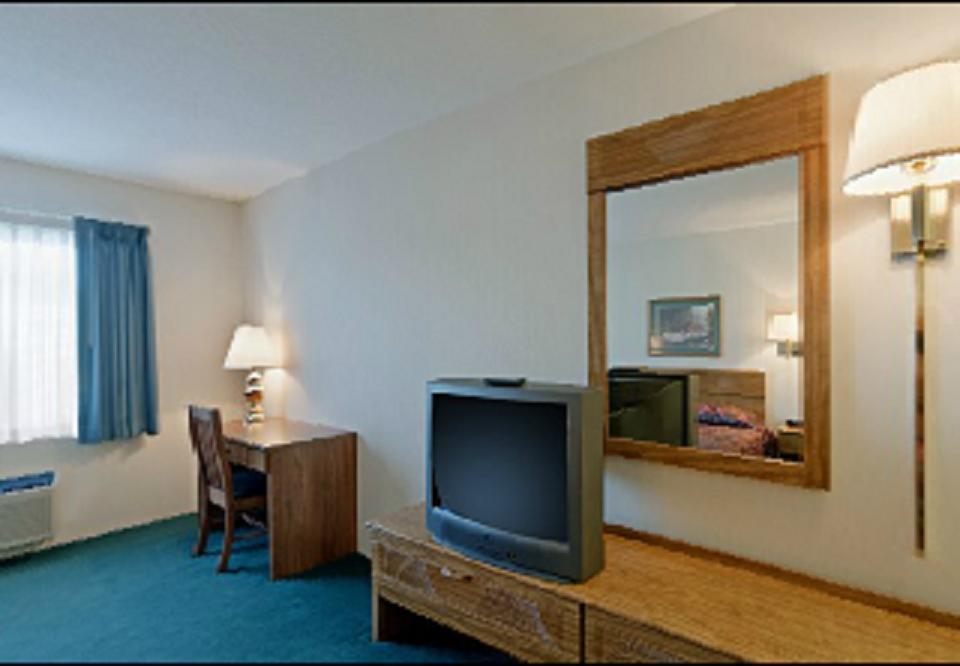 Americas Best Value Inn & Suites - Tahquamenon Country Newberry Luaran gambar